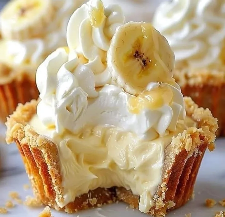 no-bake-mini-banana-cream-pies