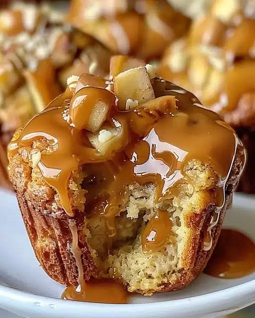 gooey-caramel-apple-buttermilk-muffins