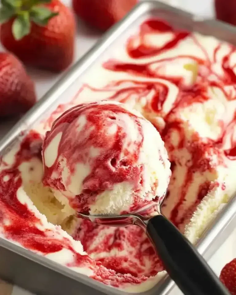 Strawberry Cheesecake Ice Cream – Creamy Dessert Idea