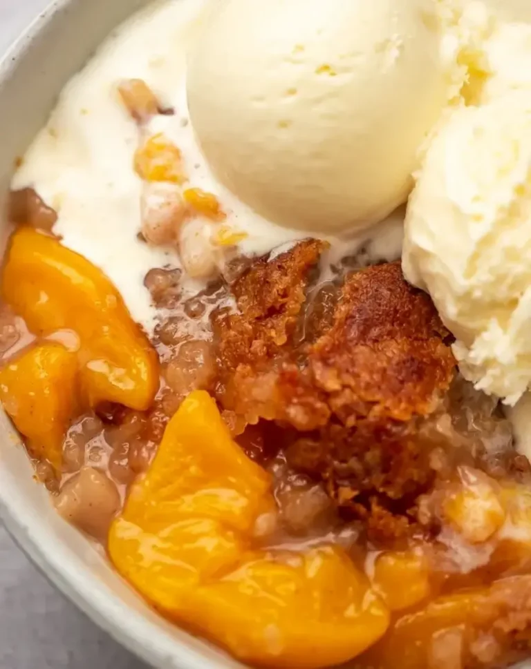 The Easiest Southern Peach Cobbler